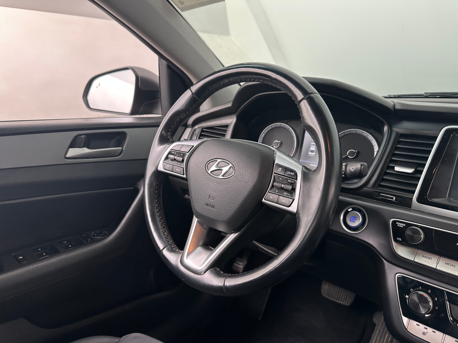Thumbnail: 2018 Hyundai Sonata - 5