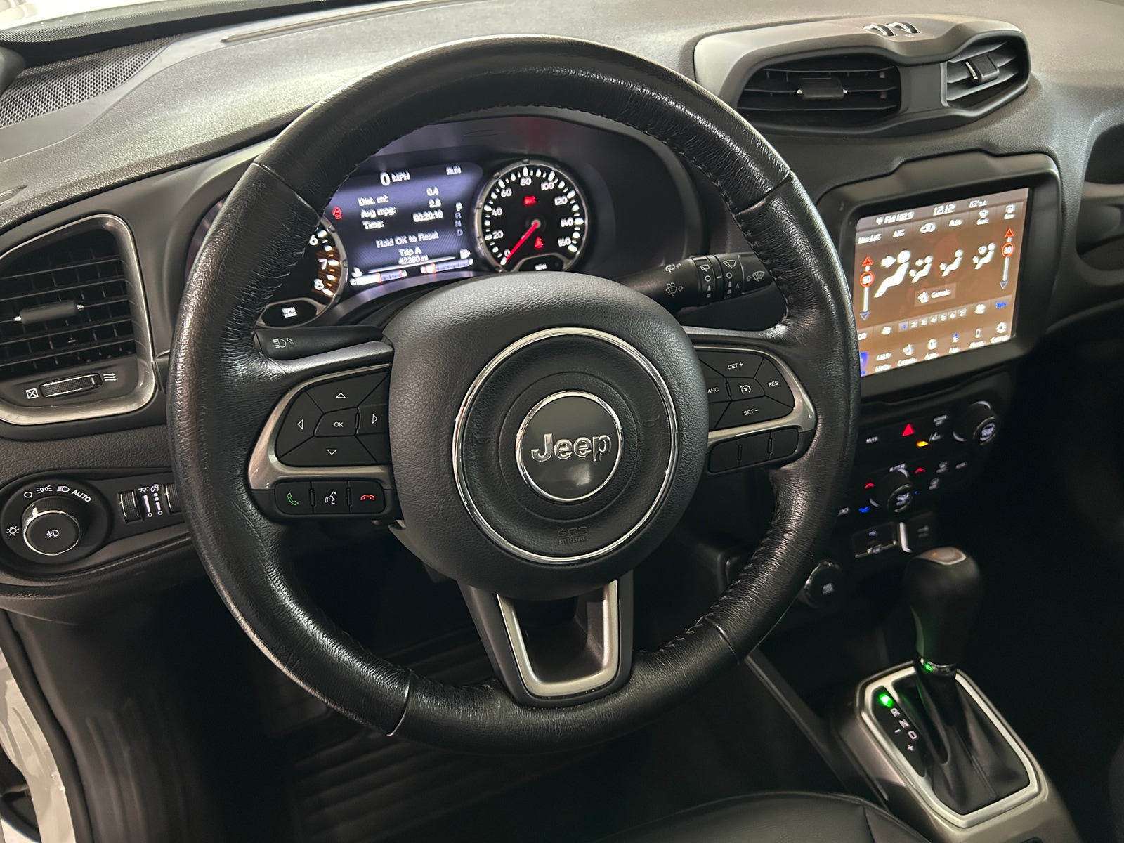 Thumbnail: 2022 Jeep Renegade - 4