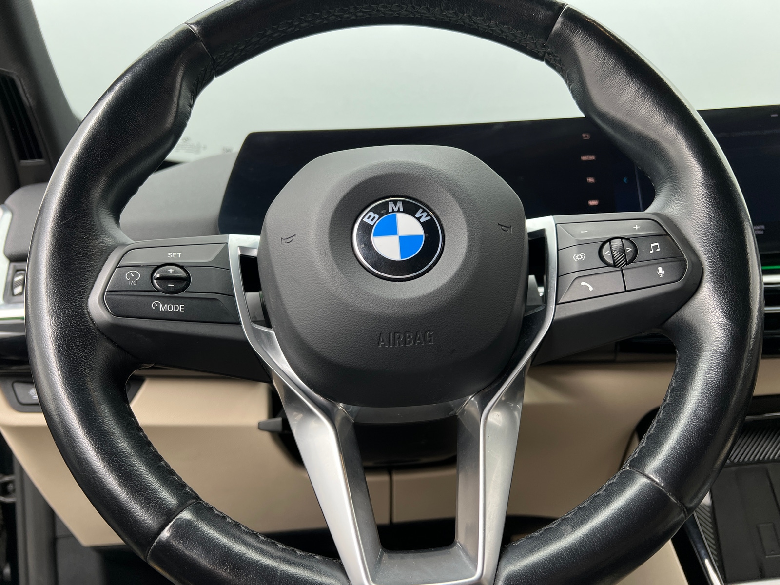 Thumbnail: 2023 BMW X1 - 4