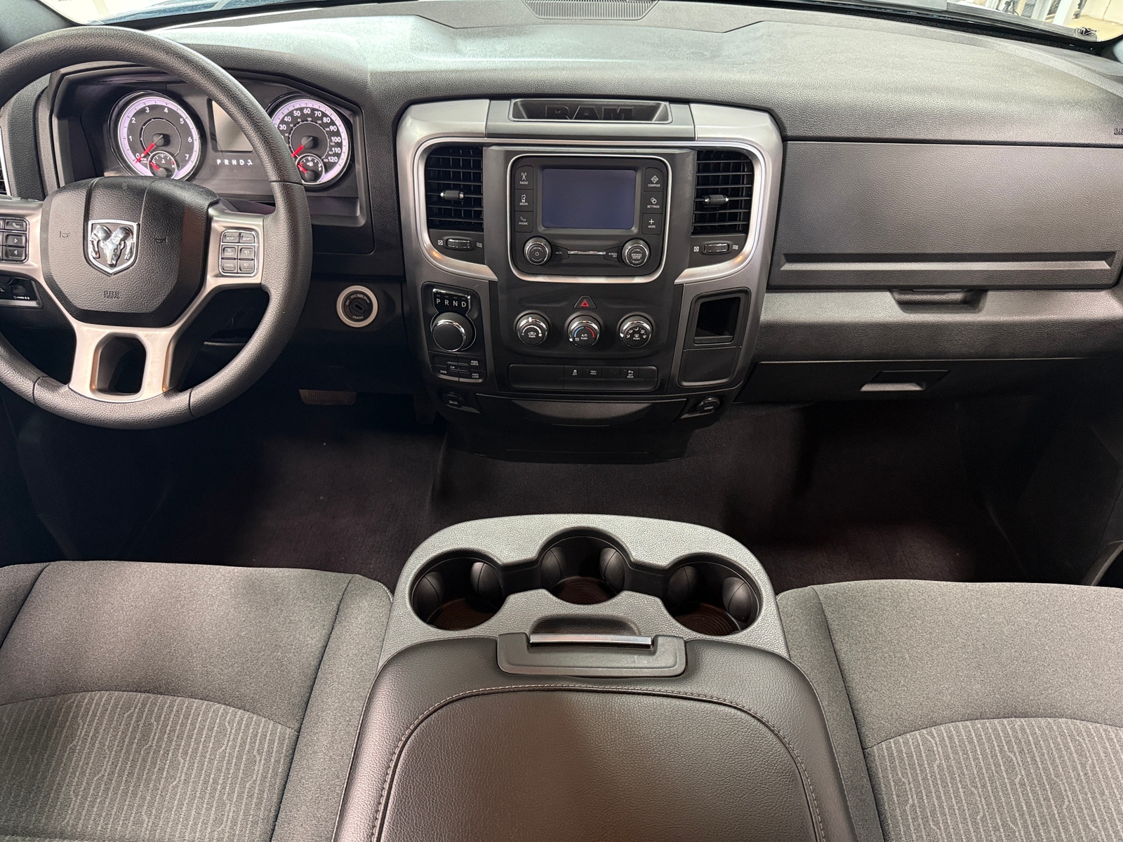 Thumbnail: 2022 RAM 1500 Classic - 3