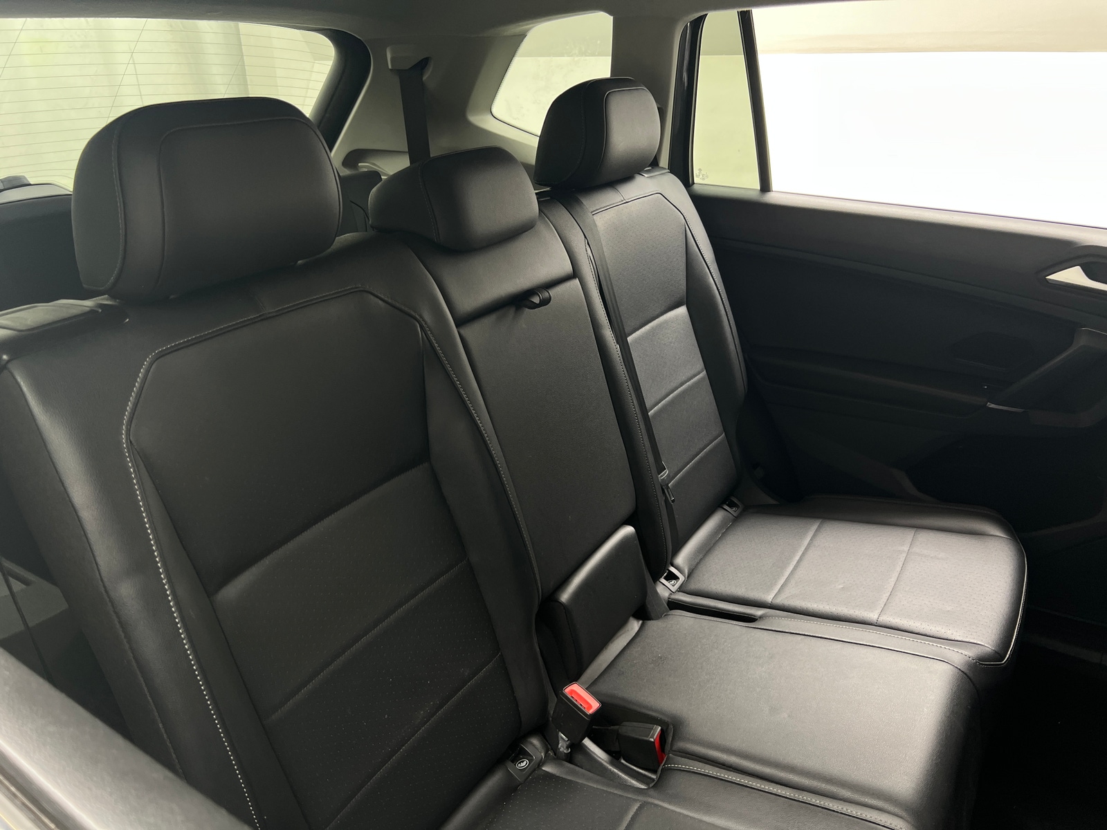 Thumbnail: 2020 Volkswagen Tiguan - 5