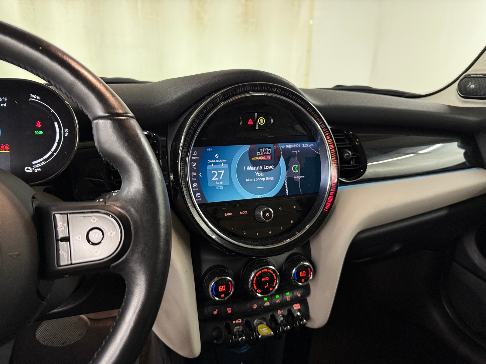 Thumbnail: 2022 MINI Cooper Hardtop - 4