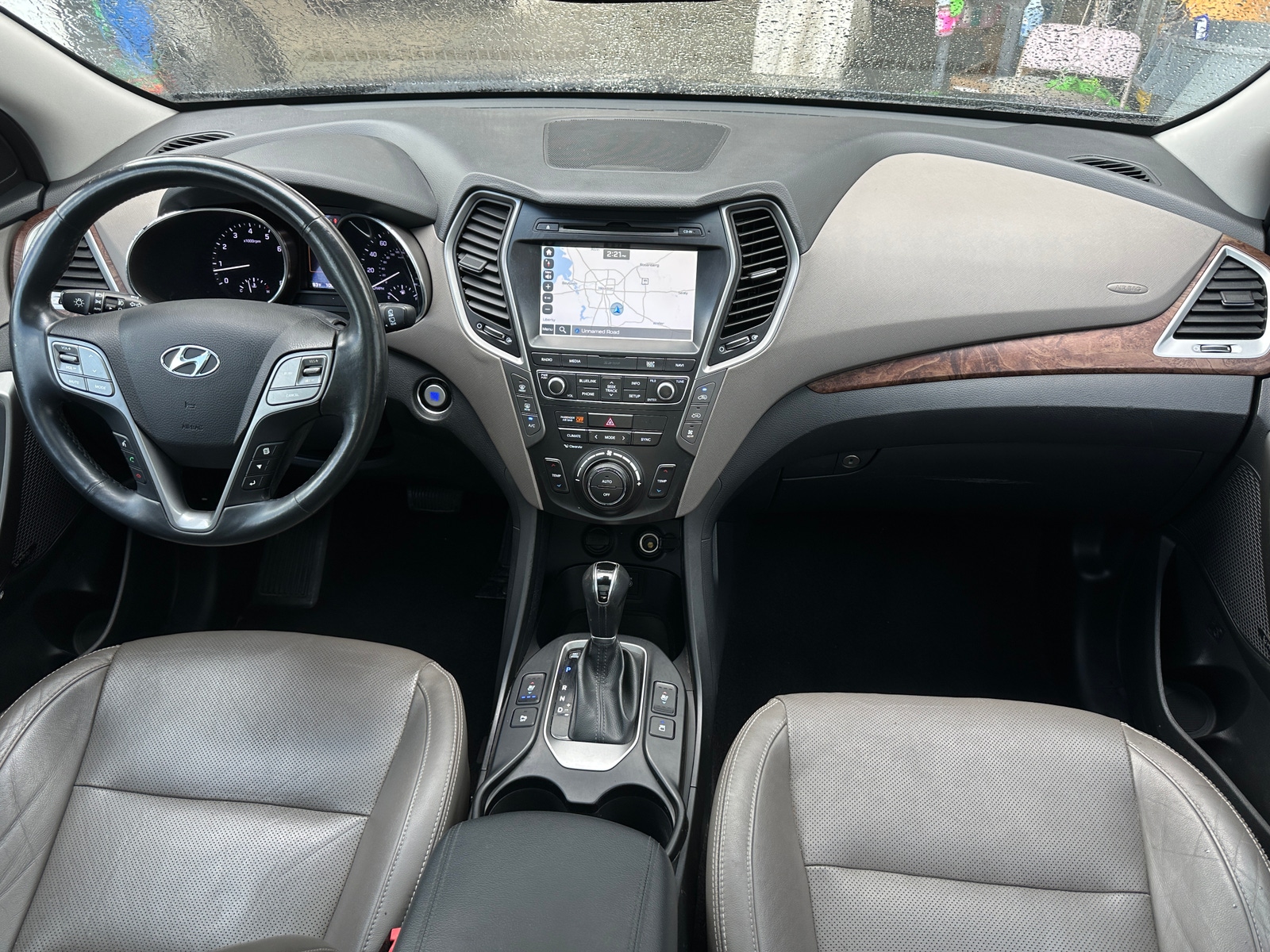 Thumbnail: 2017 Hyundai Santa Fe - 2