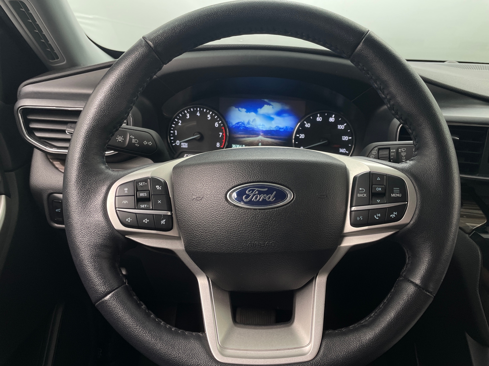 Thumbnail: 2023 Ford Explorer - 4