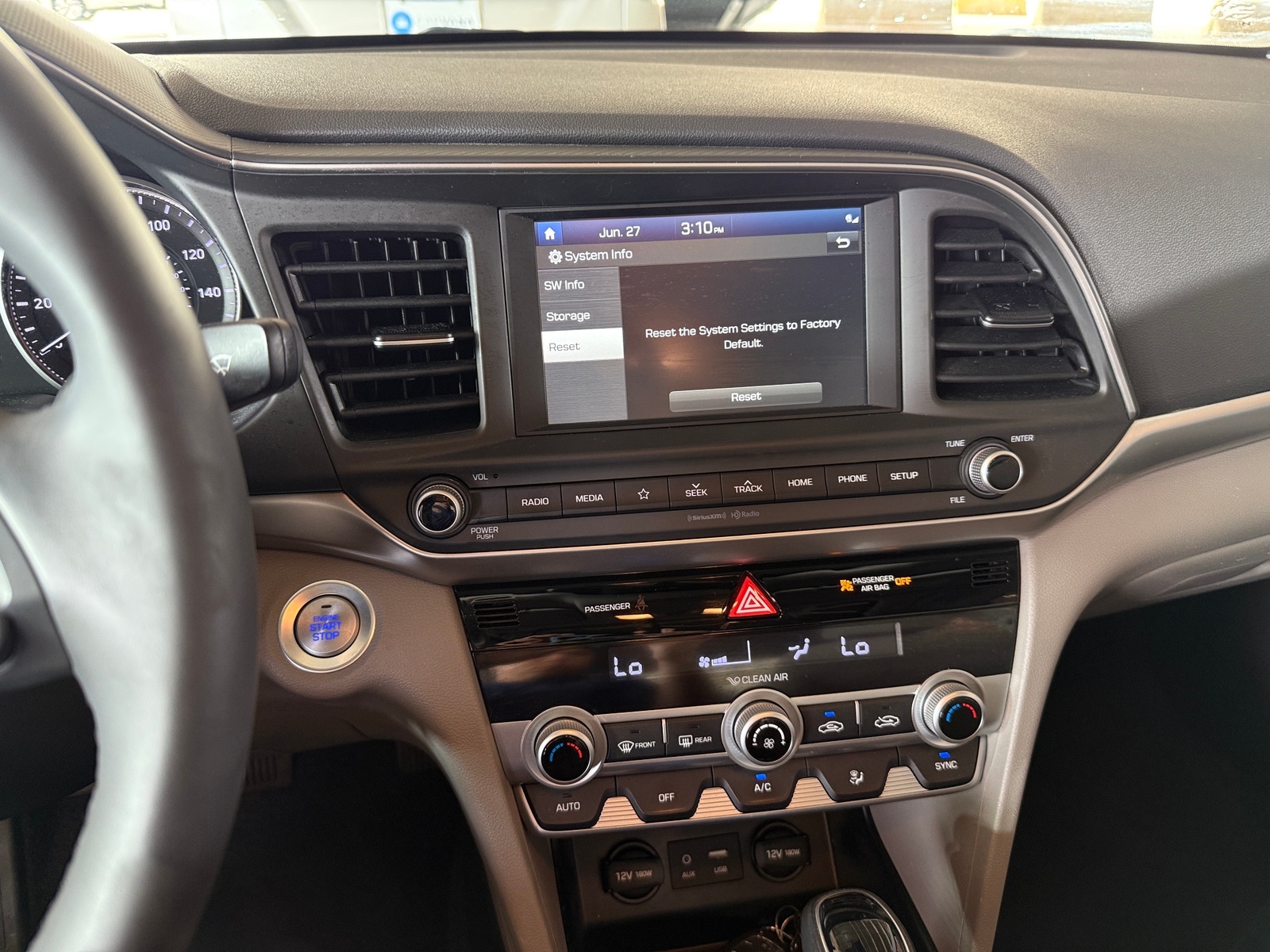 Thumbnail: 2020 Hyundai Elantra - 4