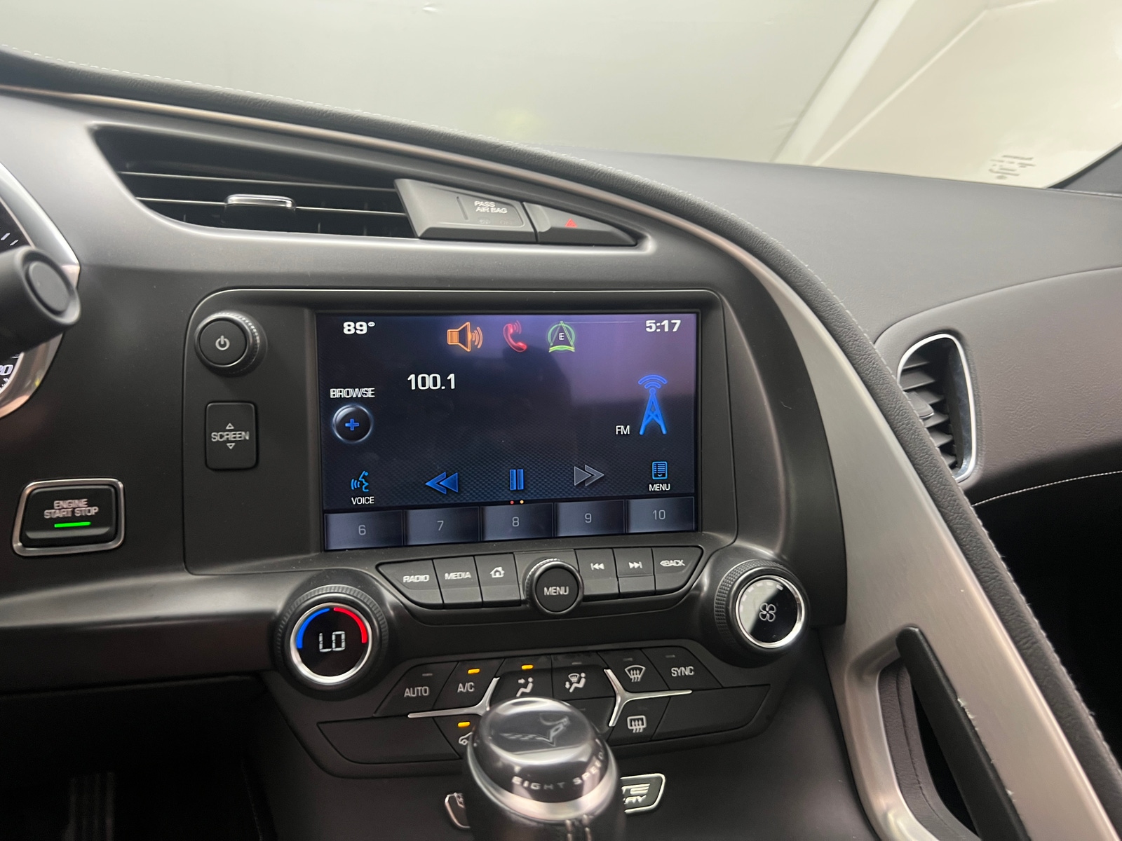 Thumbnail: 2015 Chevrolet Corvette - 3