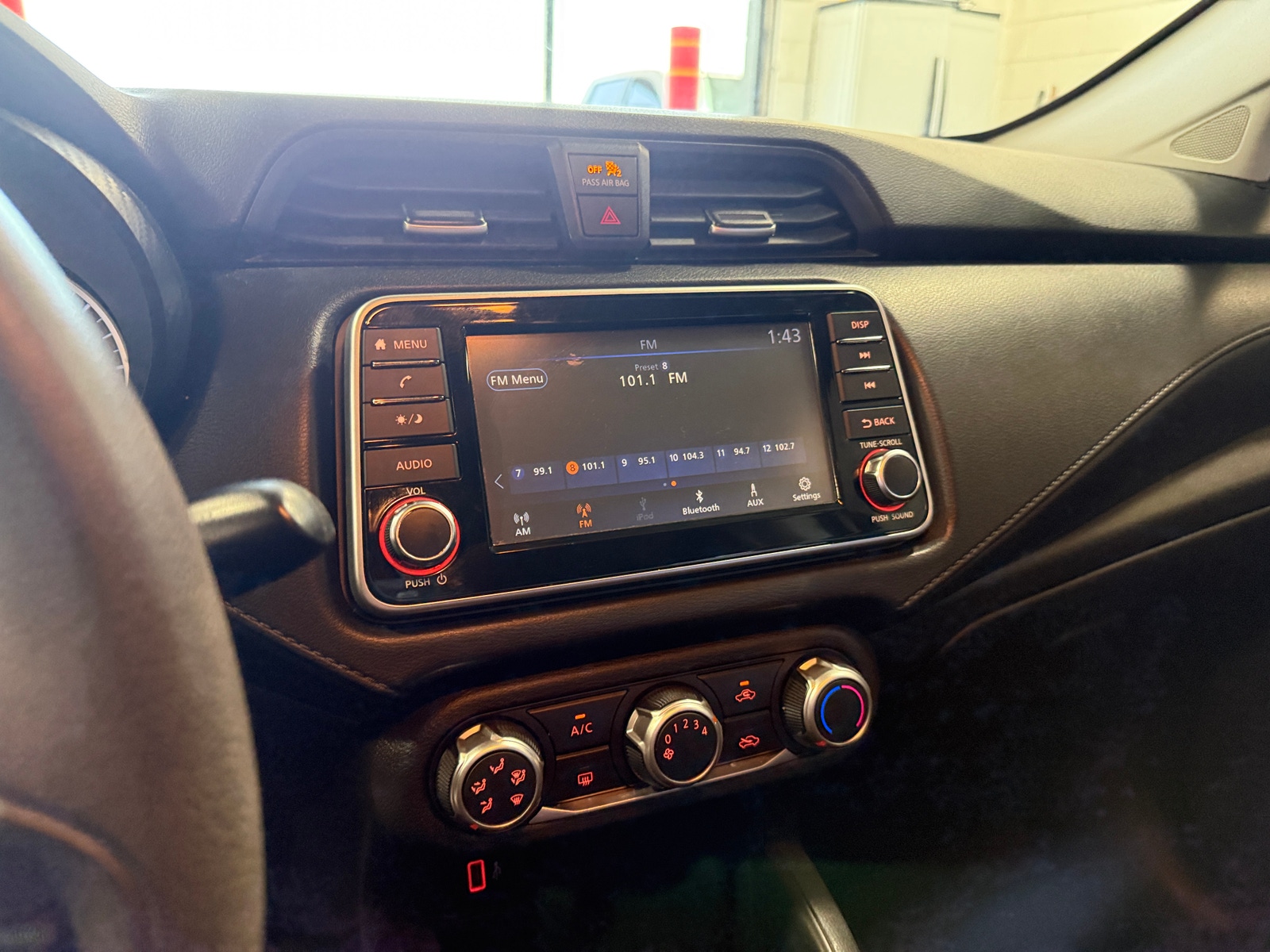 Thumbnail: 2020 Nissan Versa - 4