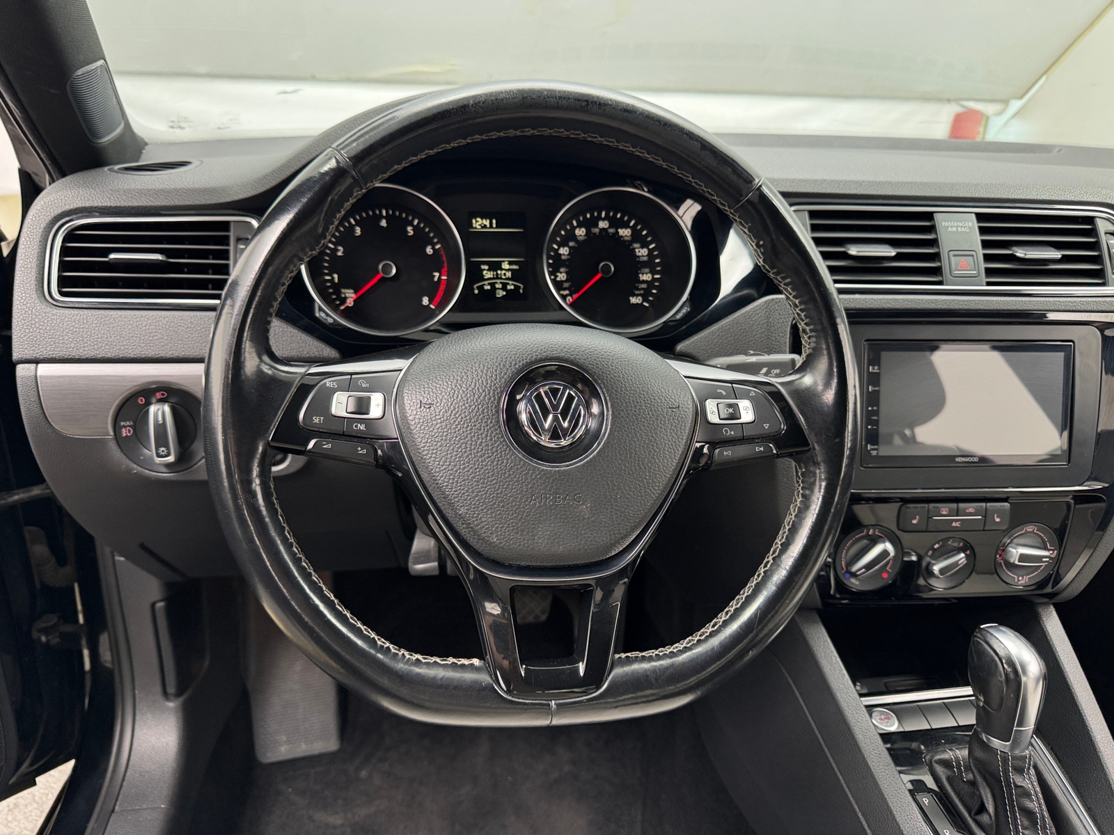 Thumbnail: 2016 Volkswagen Jetta - 4
