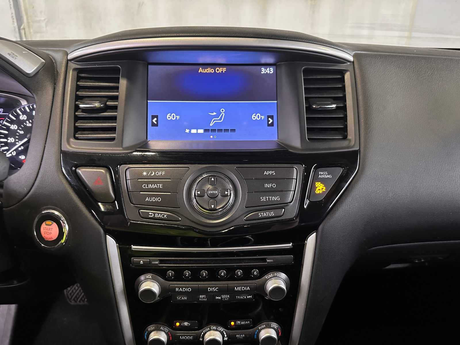 Thumbnail: 2019 Nissan Pathfinder - 4