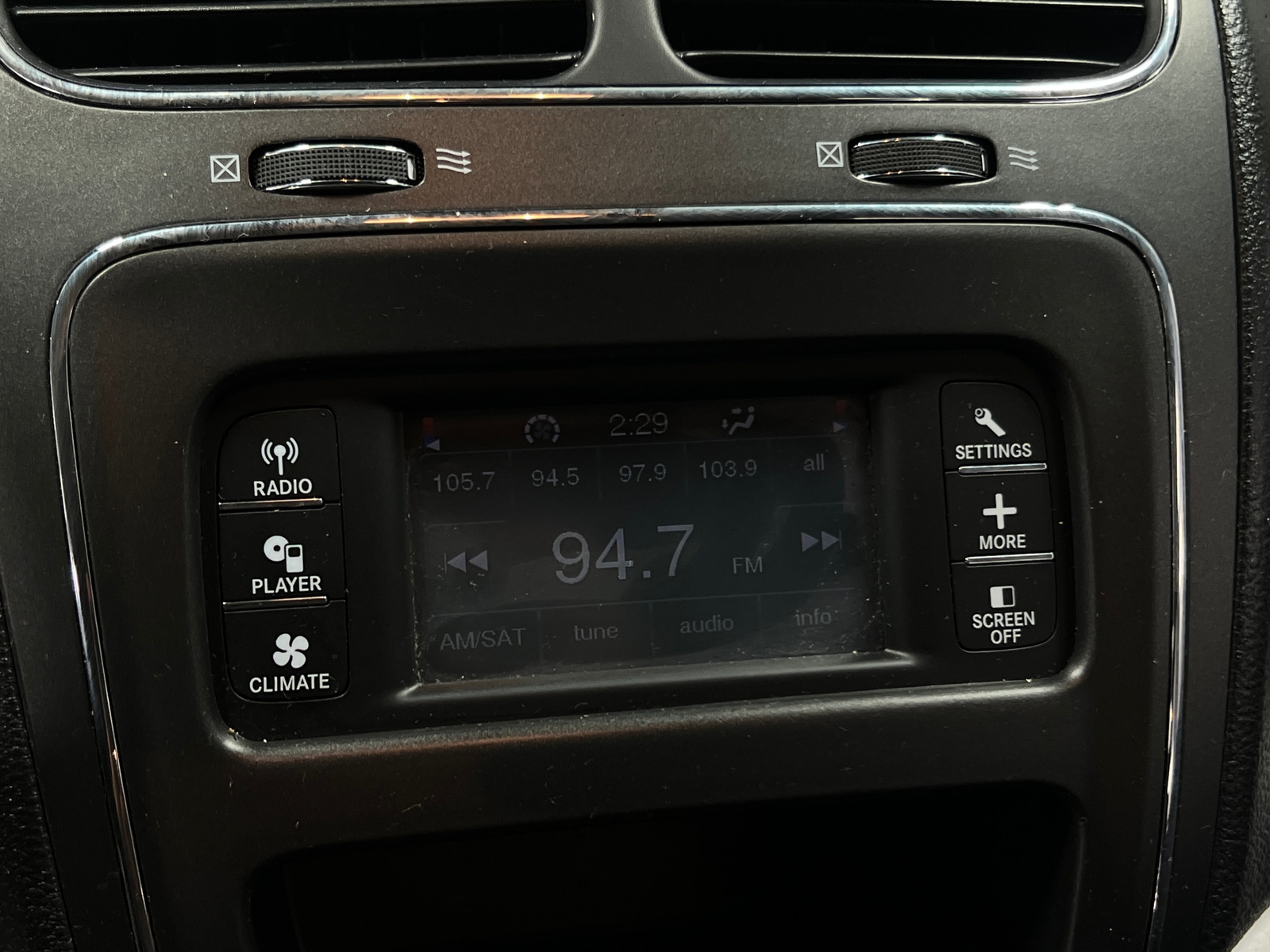 Thumbnail: 2019 Dodge Journey - 4