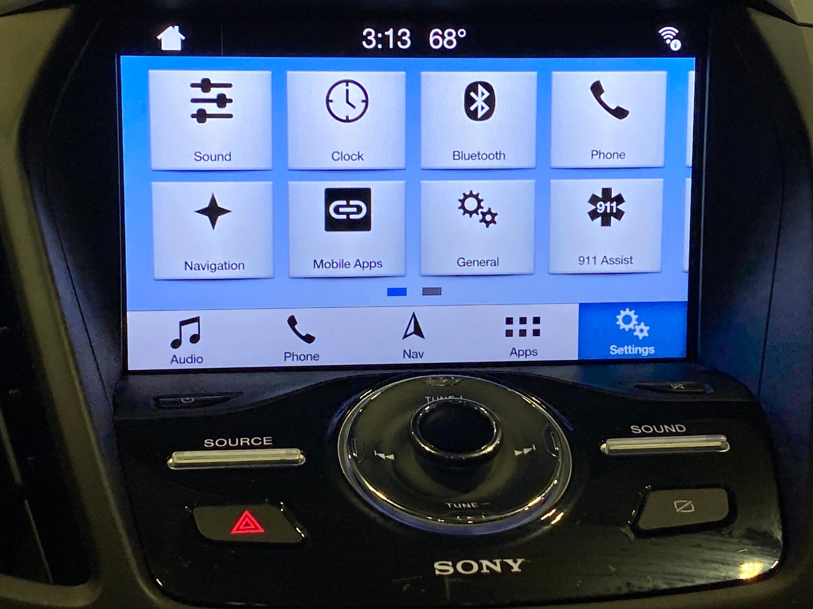 Thumbnail: 2019 Ford Escape - 3