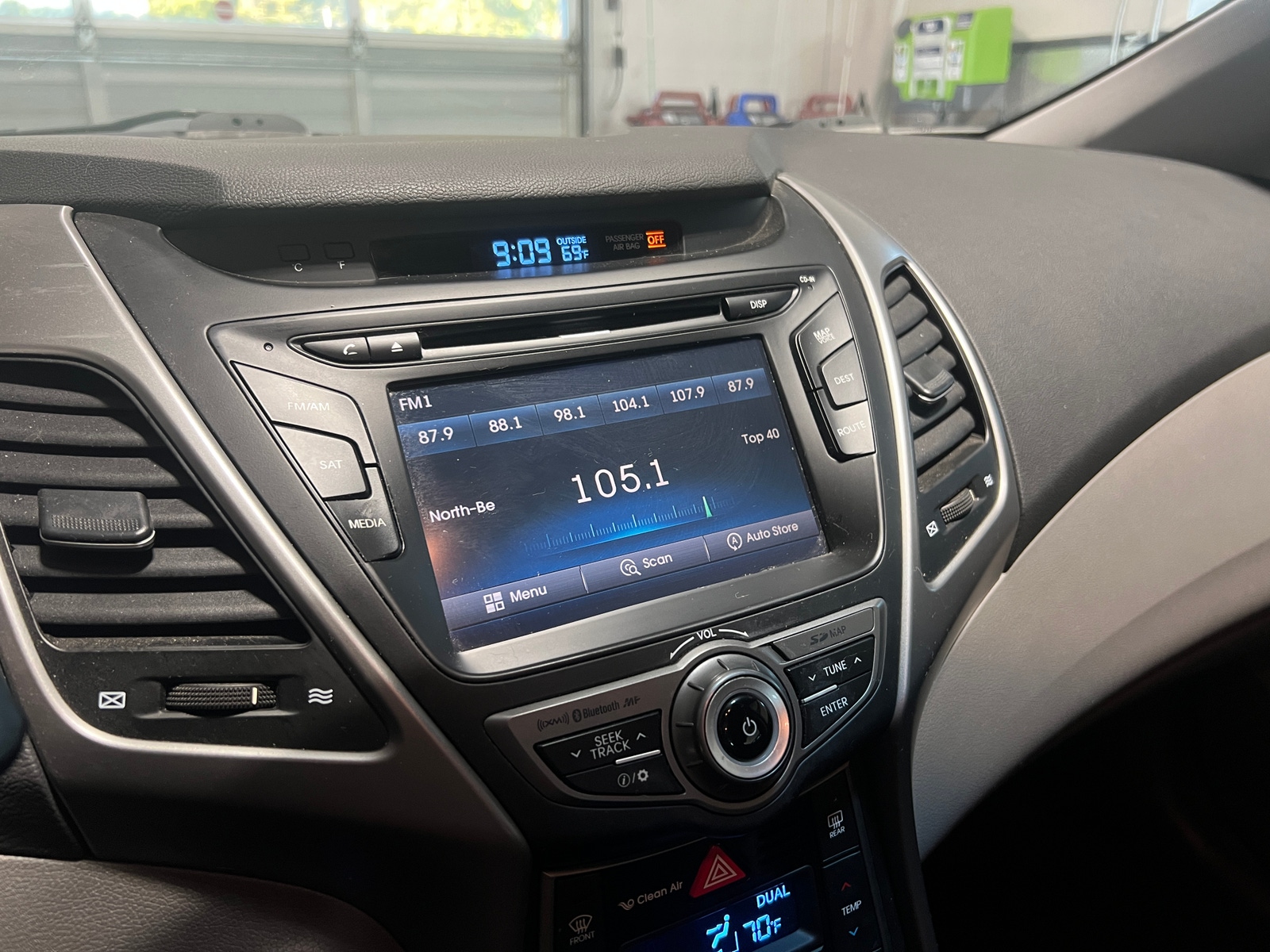 Thumbnail: 2014 Hyundai Elantra - 3