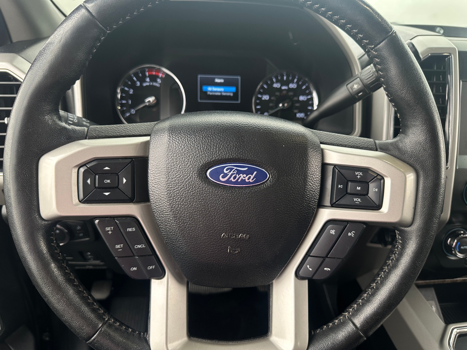 Thumbnail: 2019 Ford Econoline - 4