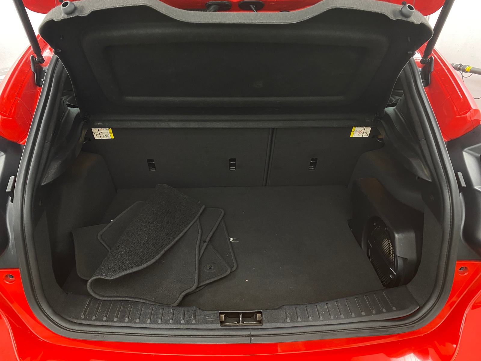 Thumbnail: 2013 Ford Focus - 6