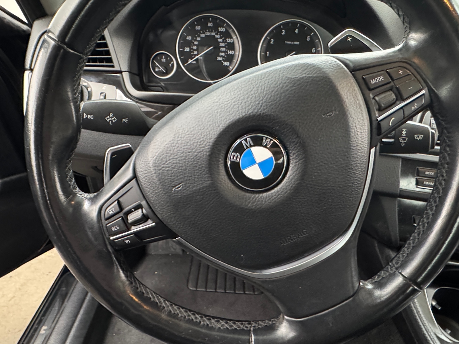 Thumbnail: 2016 BMW 5 Series - 4