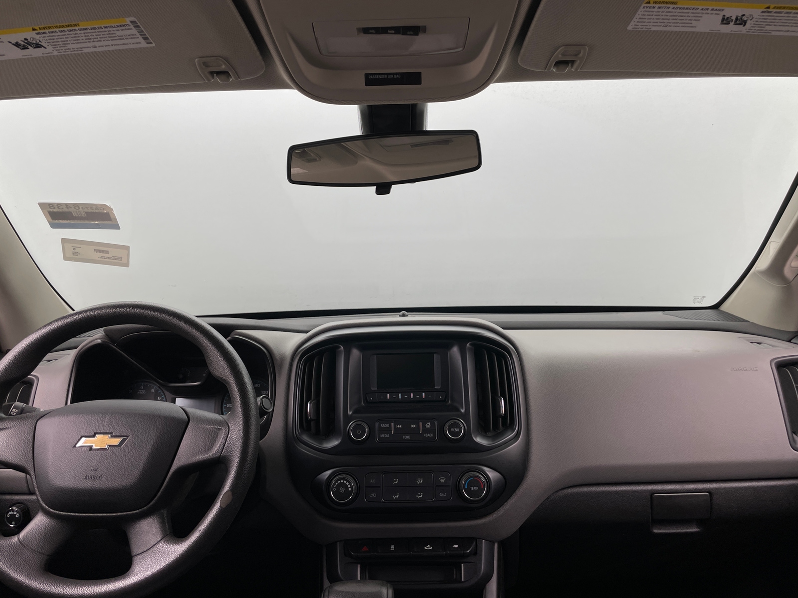 Thumbnail: 2016 Chevrolet Colorado - 3