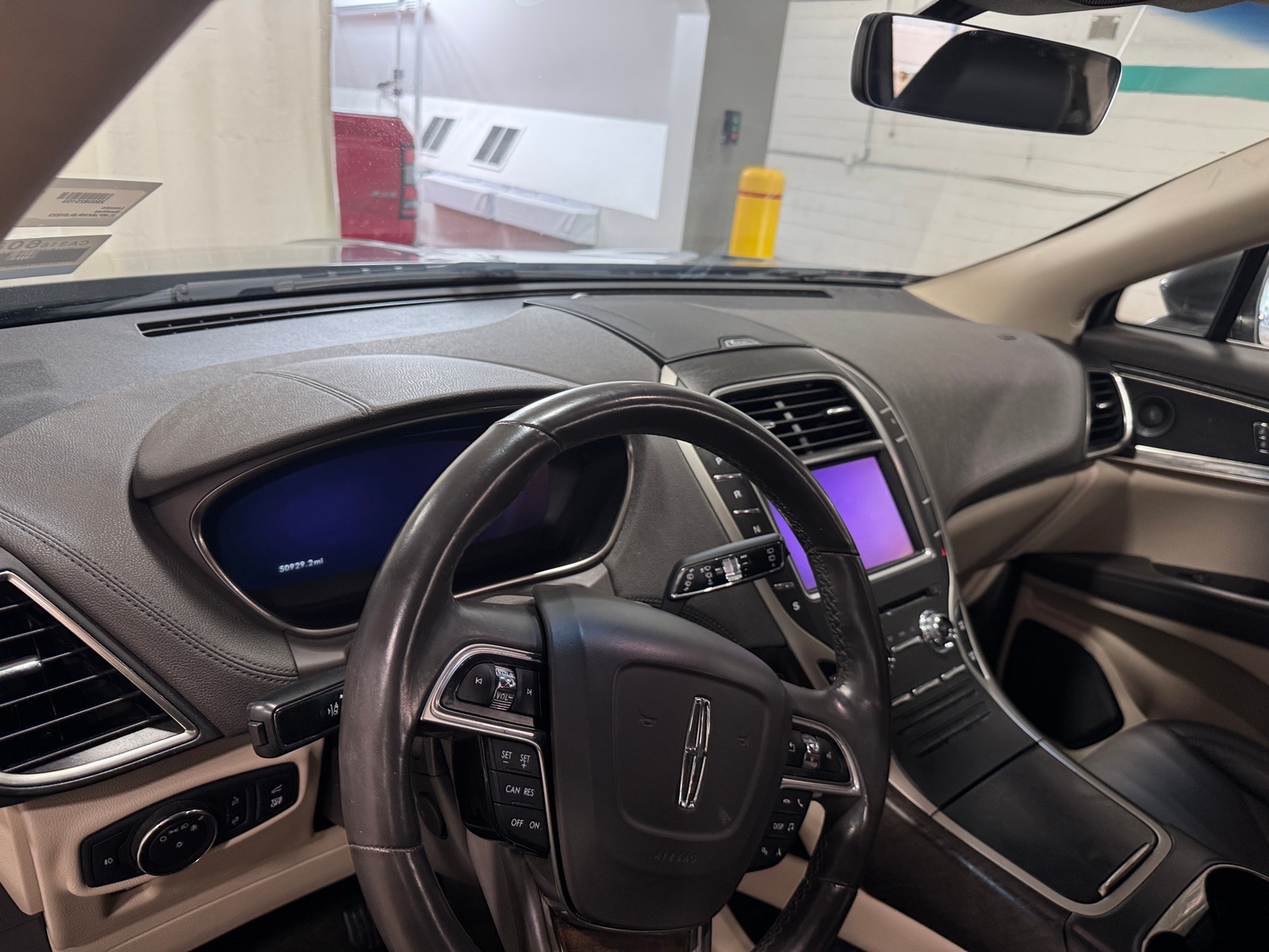 Thumbnail: 2020 Lincoln Nautilus - 2