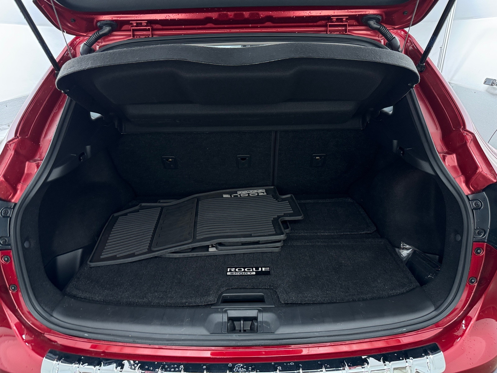 Thumbnail: 2019 Nissan Rogue Sport - 7