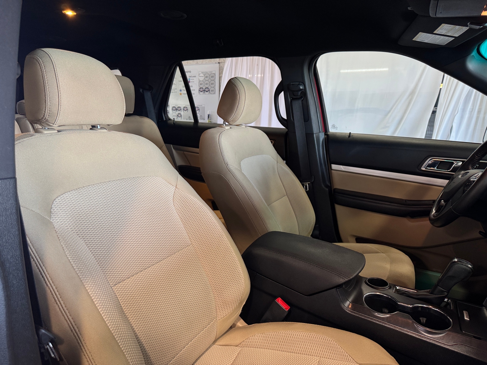 Thumbnail: 2016 Ford Explorer - 2