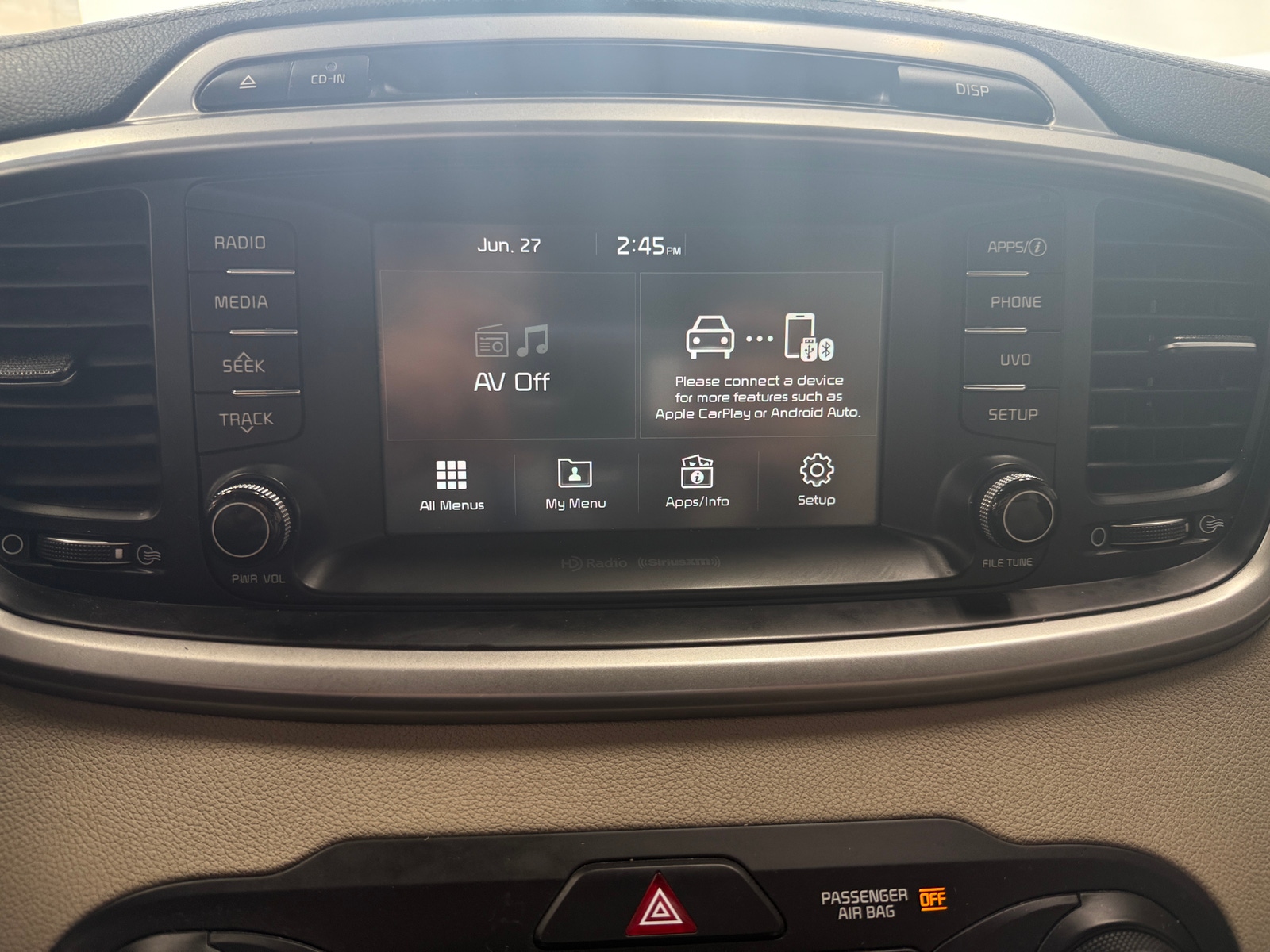 Thumbnail: 2017 Kia Sorento - 4