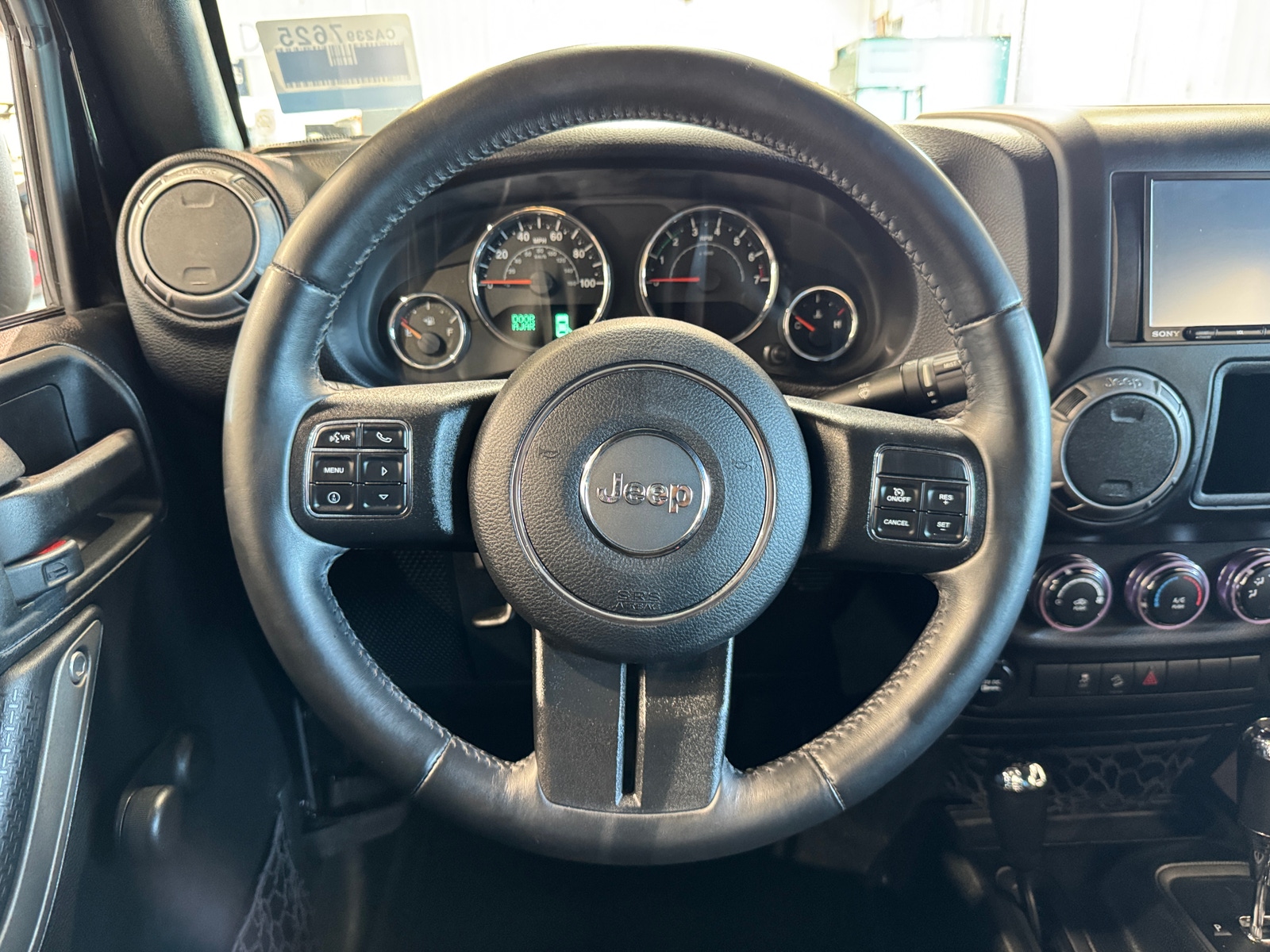 Thumbnail: 2017 Jeep Wrangler - 5