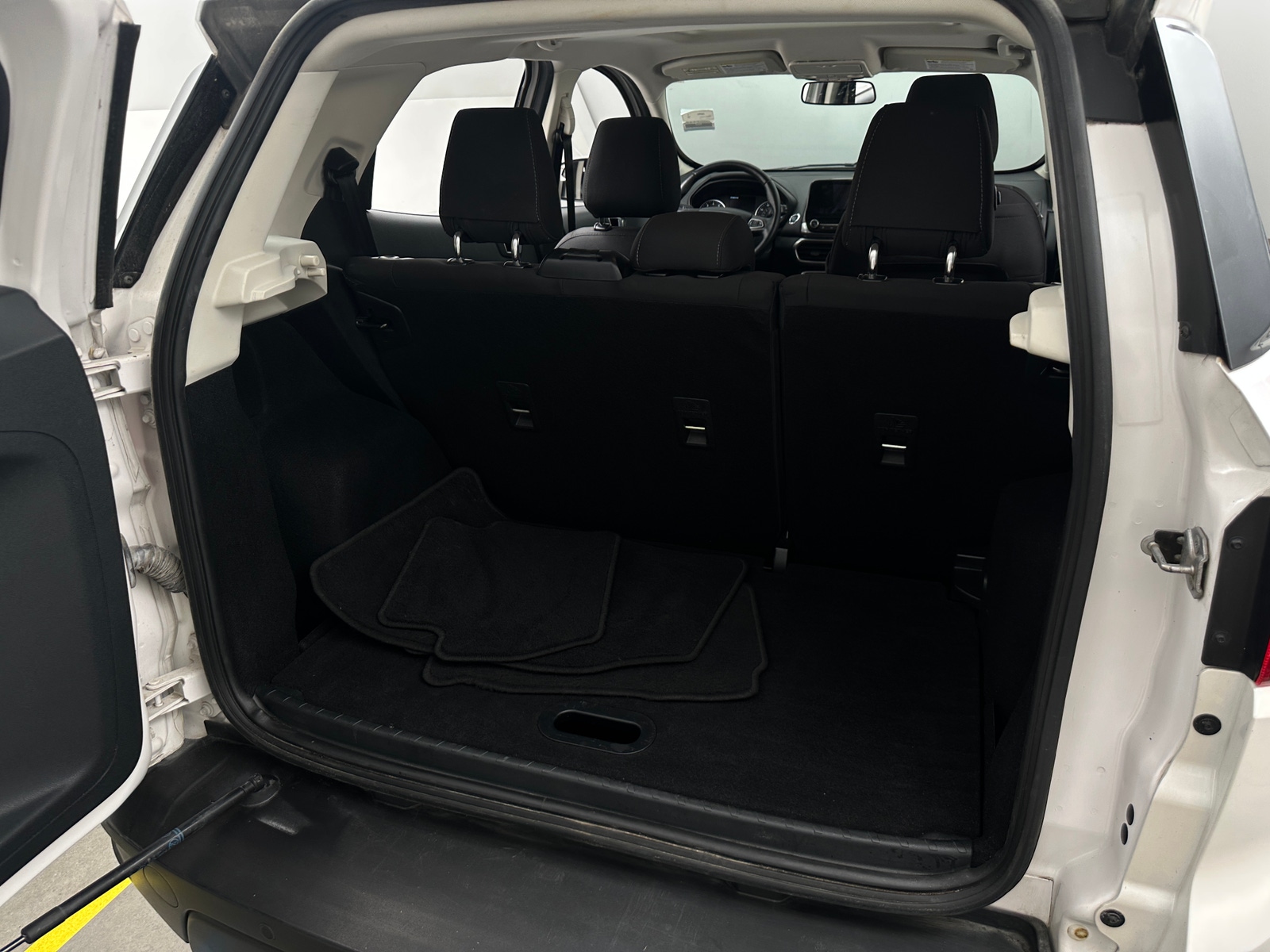 Thumbnail: 2019 Ford EcoSport - 7