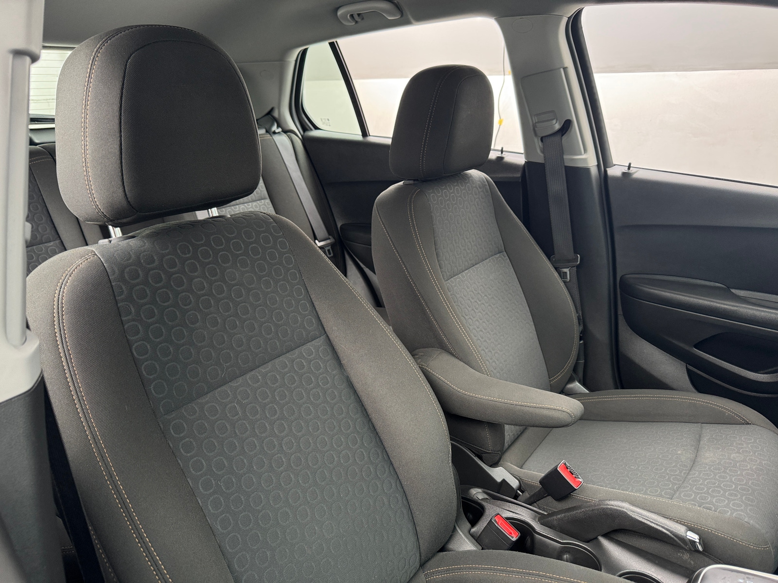 Thumbnail: 2021 Chevrolet Trax - 2