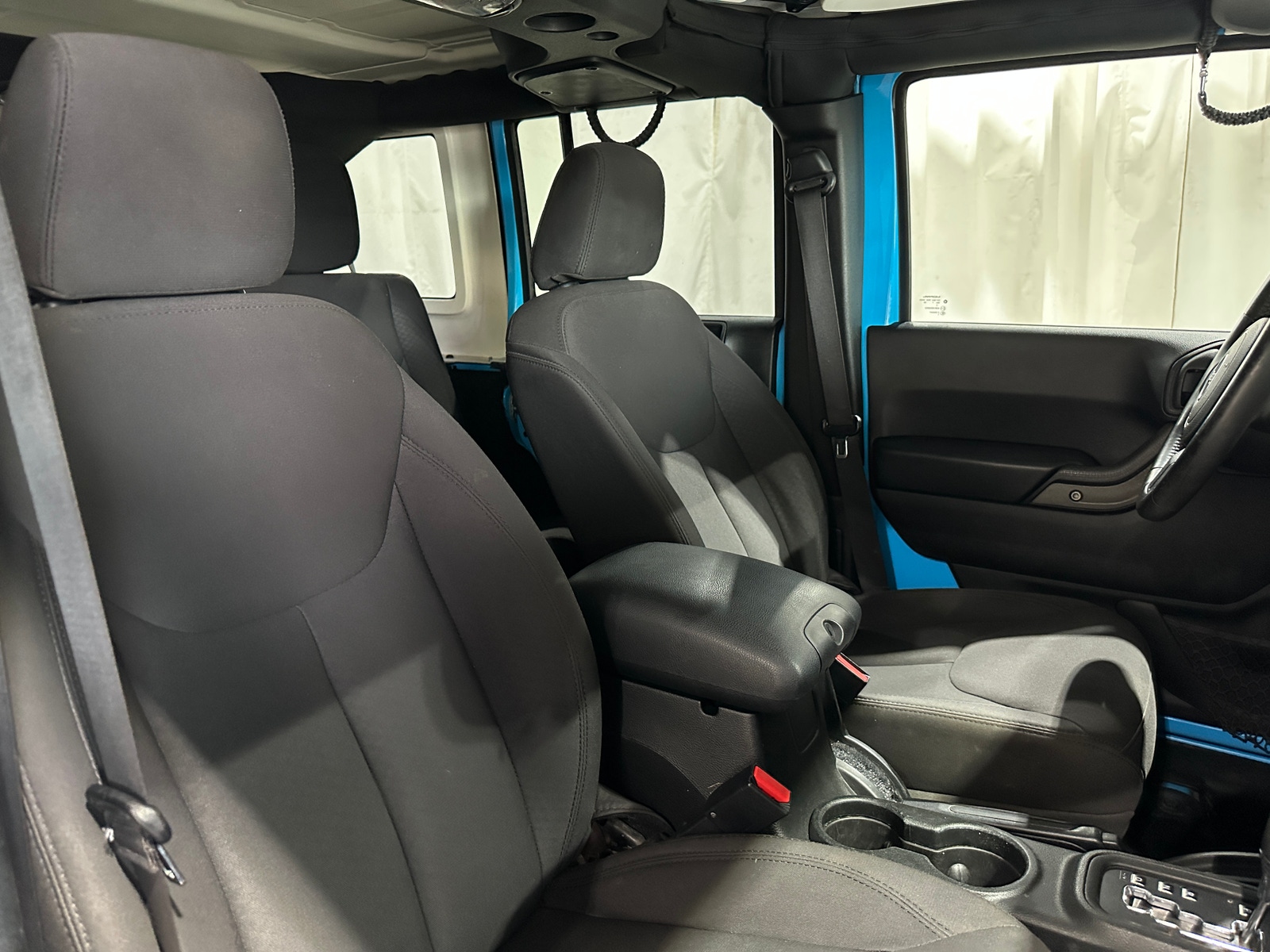 Thumbnail: 2017 Jeep Wrangler - 2