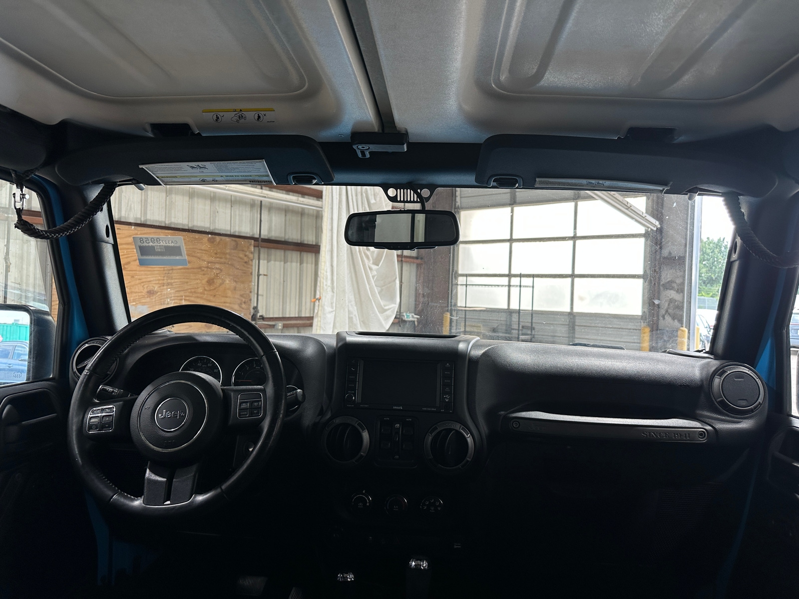 Thumbnail: 2017 Jeep Wrangler - 3