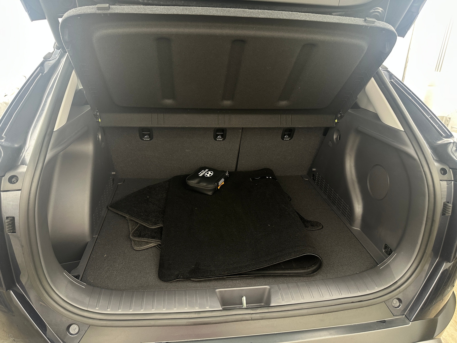 Thumbnail: 2024 Hyundai Kona - 6