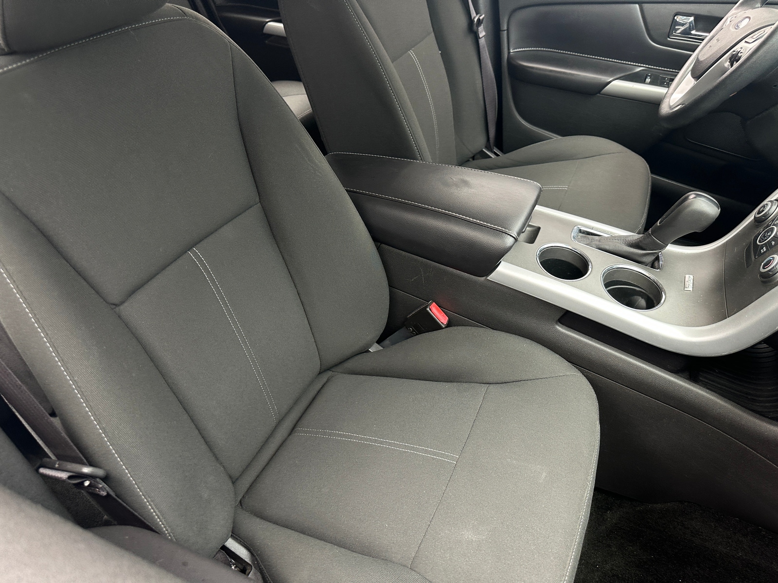 Thumbnail: 2013 Ford Edge - 2