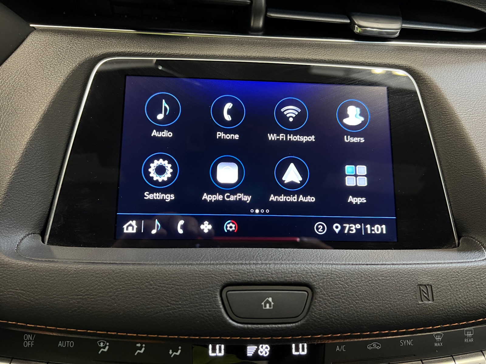 Thumbnail: 2020 Cadillac XT4 - 3
