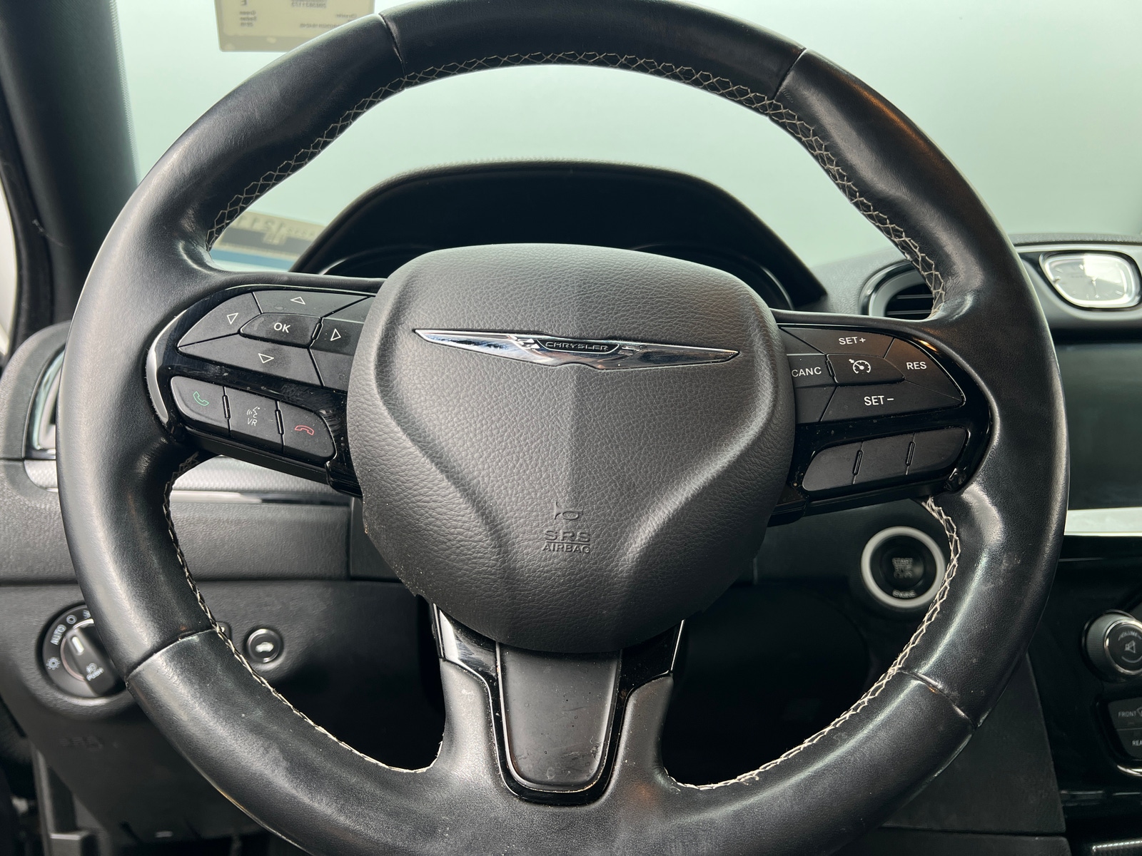 Thumbnail: 2016 Chrysler 300 - 4
