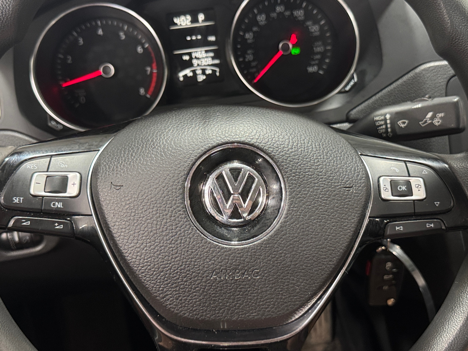 Thumbnail: 2017 Volkswagen Jetta - 5