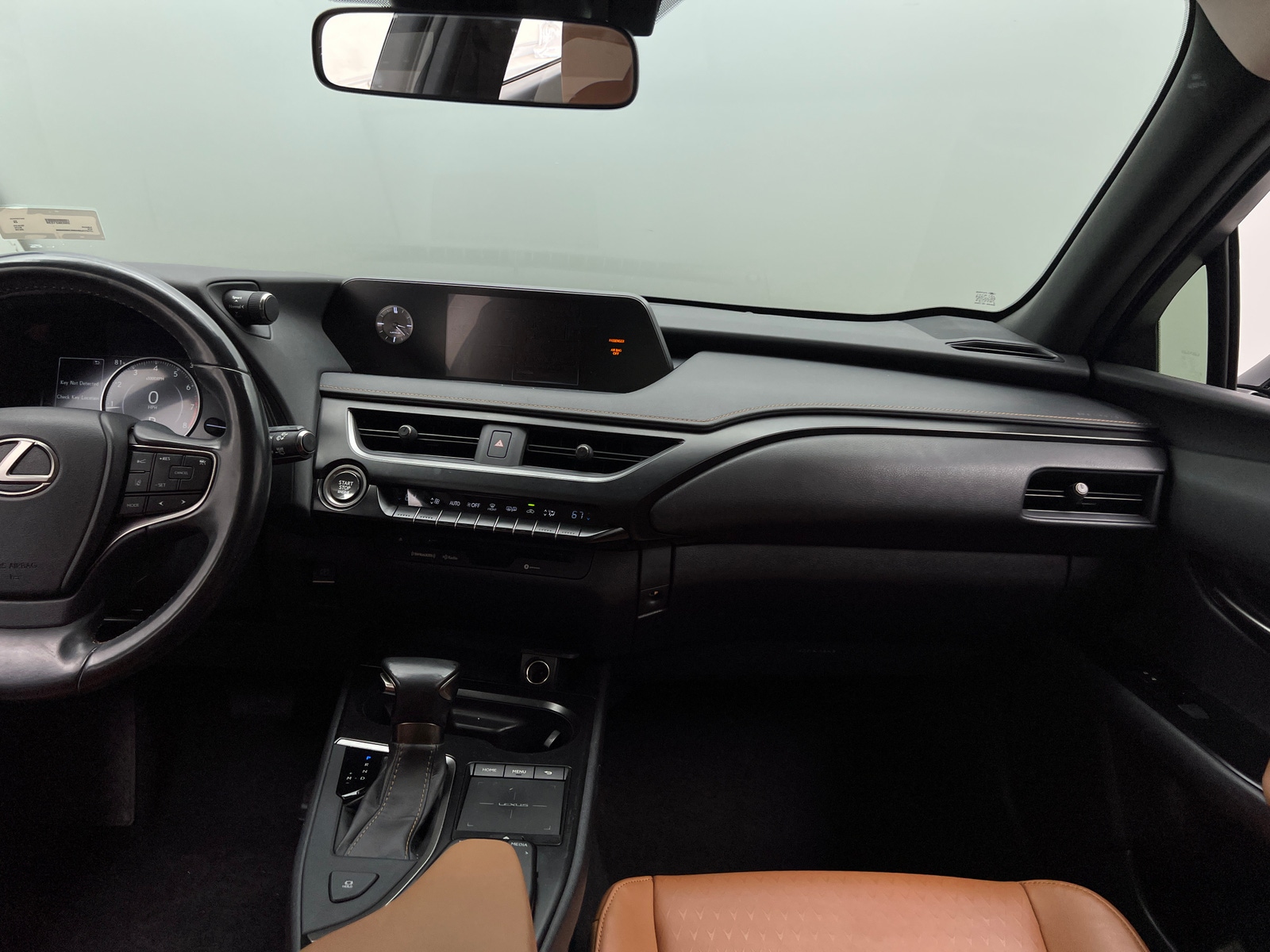 Thumbnail: 2019 Lexus UX - 2