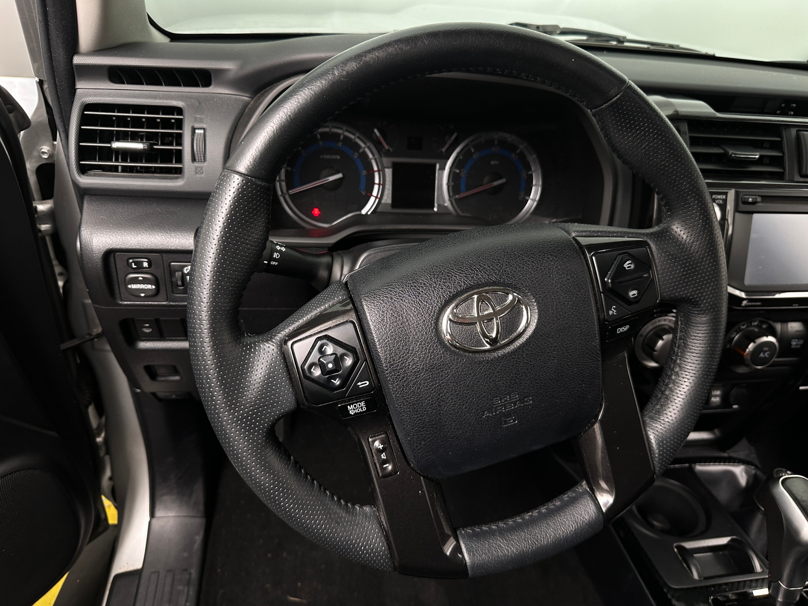 Thumbnail: 2017 Toyota 4Runner - 5