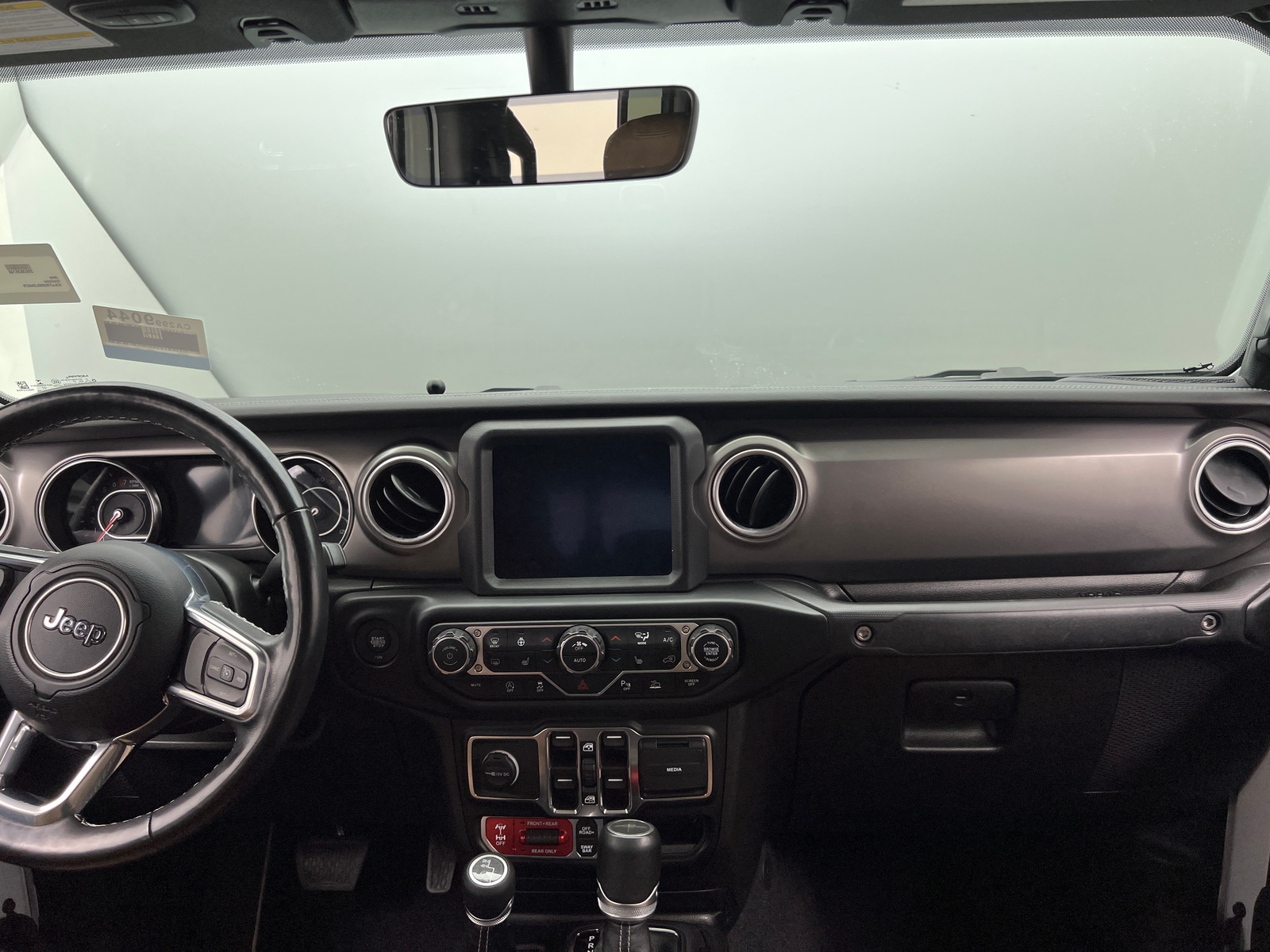 Thumbnail: 2021 Jeep Gladiator - 2