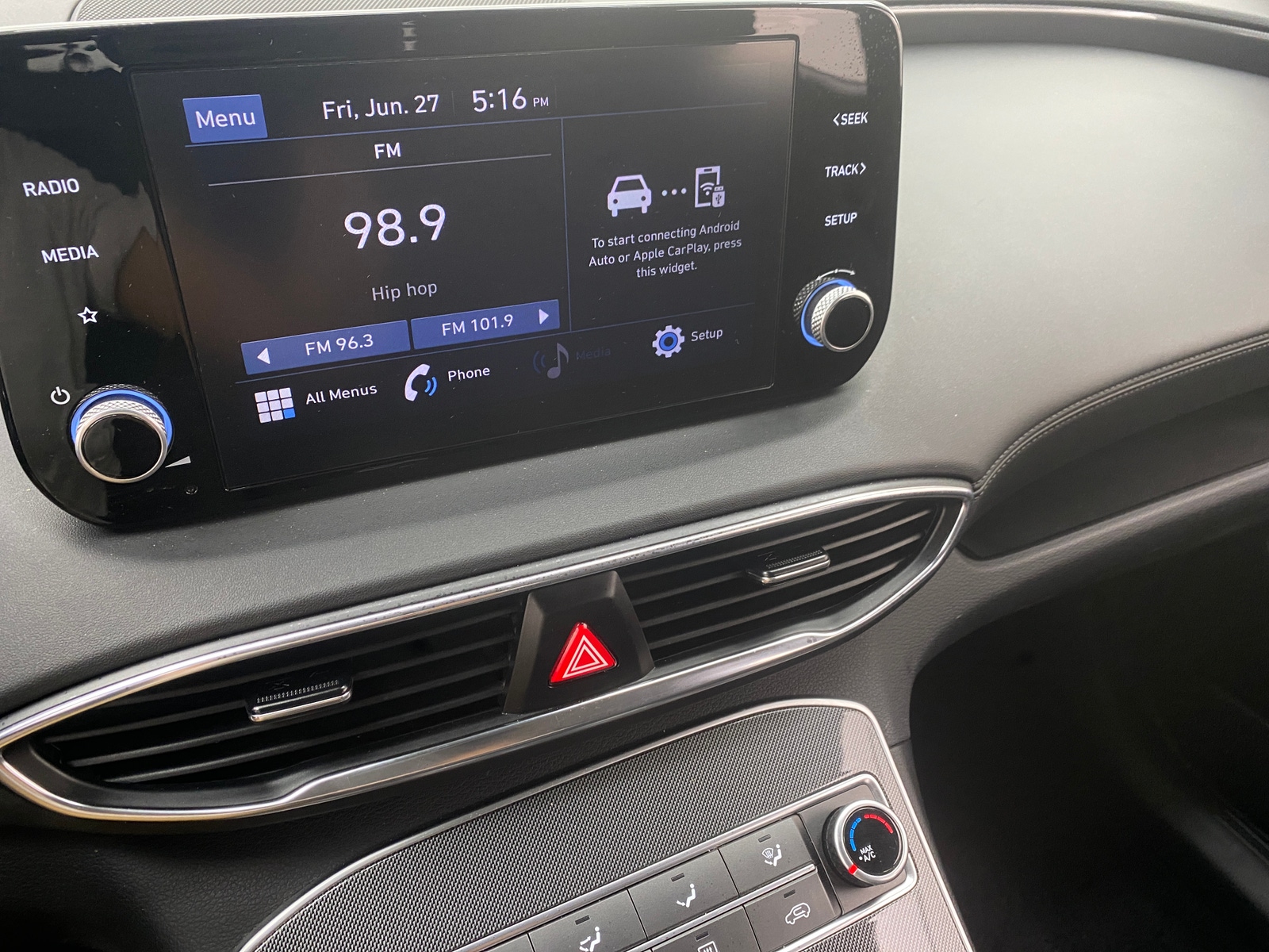 Thumbnail: 2021 Hyundai Santa Fe - 4