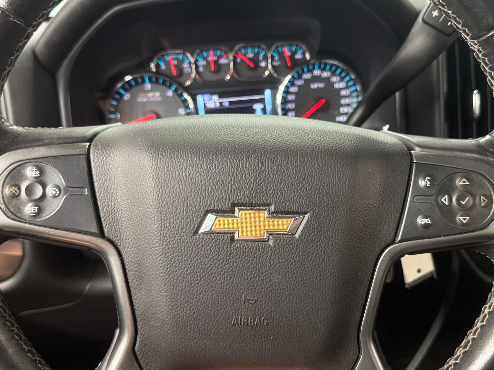 Thumbnail: 2016 Chevrolet Silverado 1500 - 5