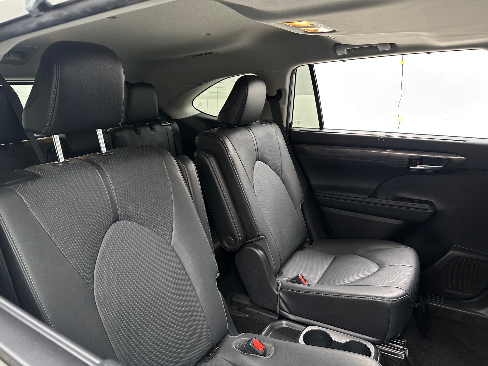 Thumbnail: 2021 Toyota Highlander - 5