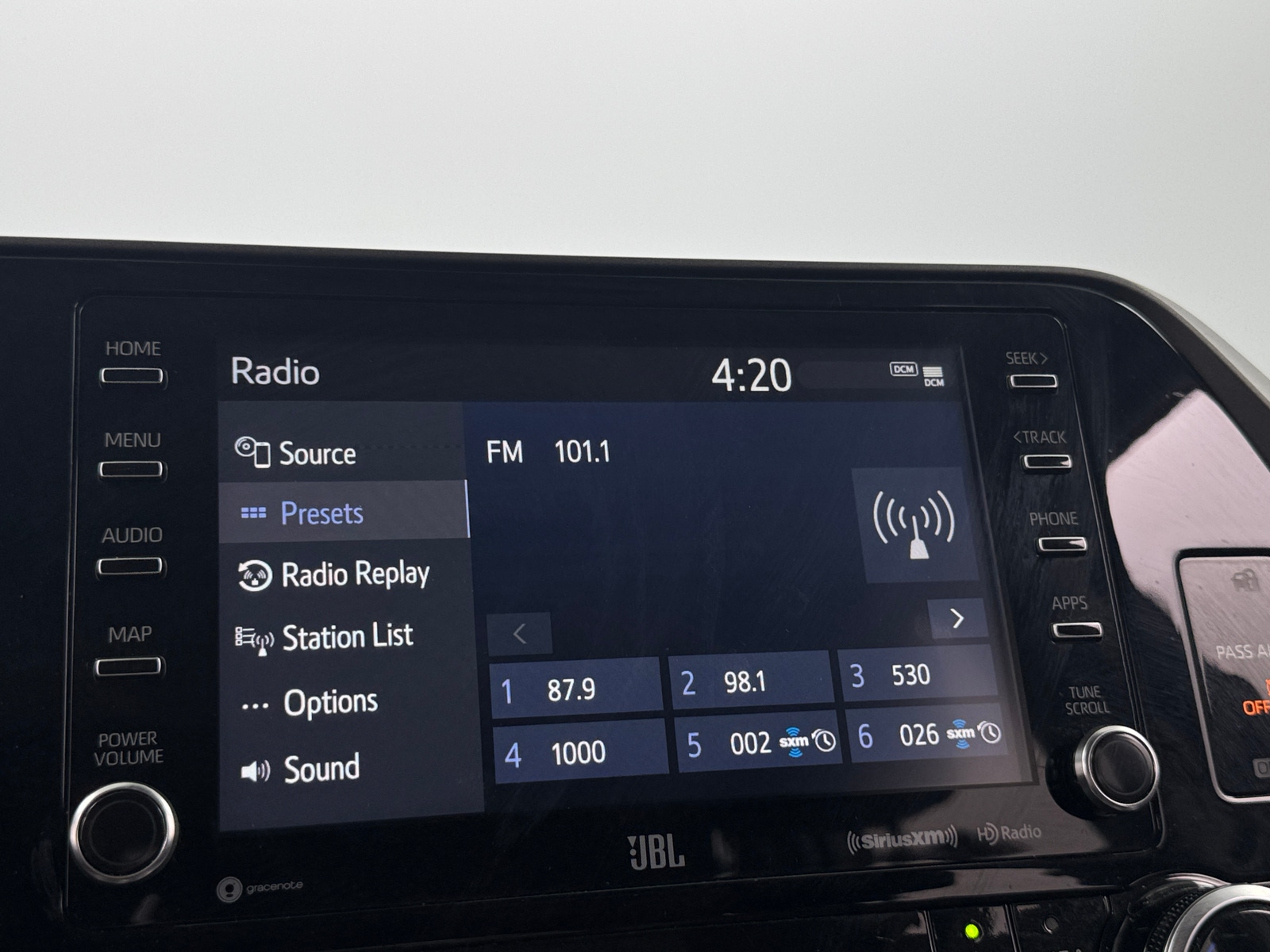Thumbnail: 2021 Toyota Highlander - 3