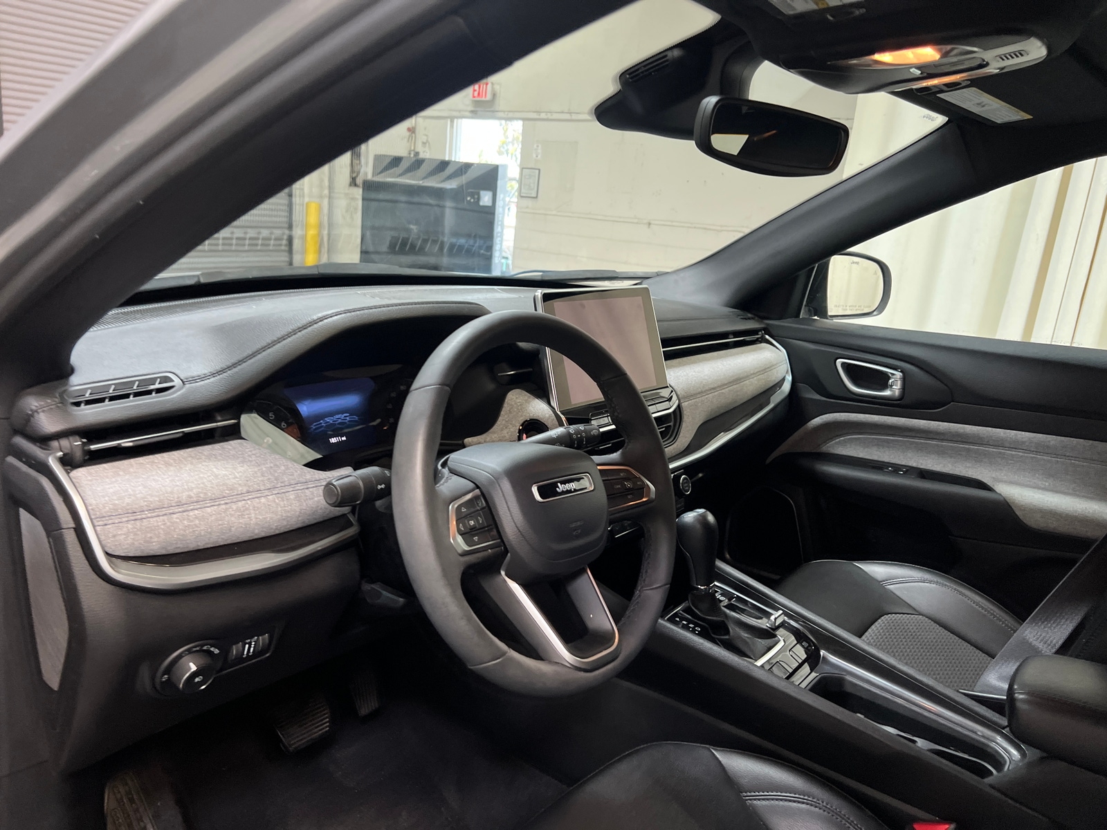 Thumbnail: 2023 Jeep Compass - 3