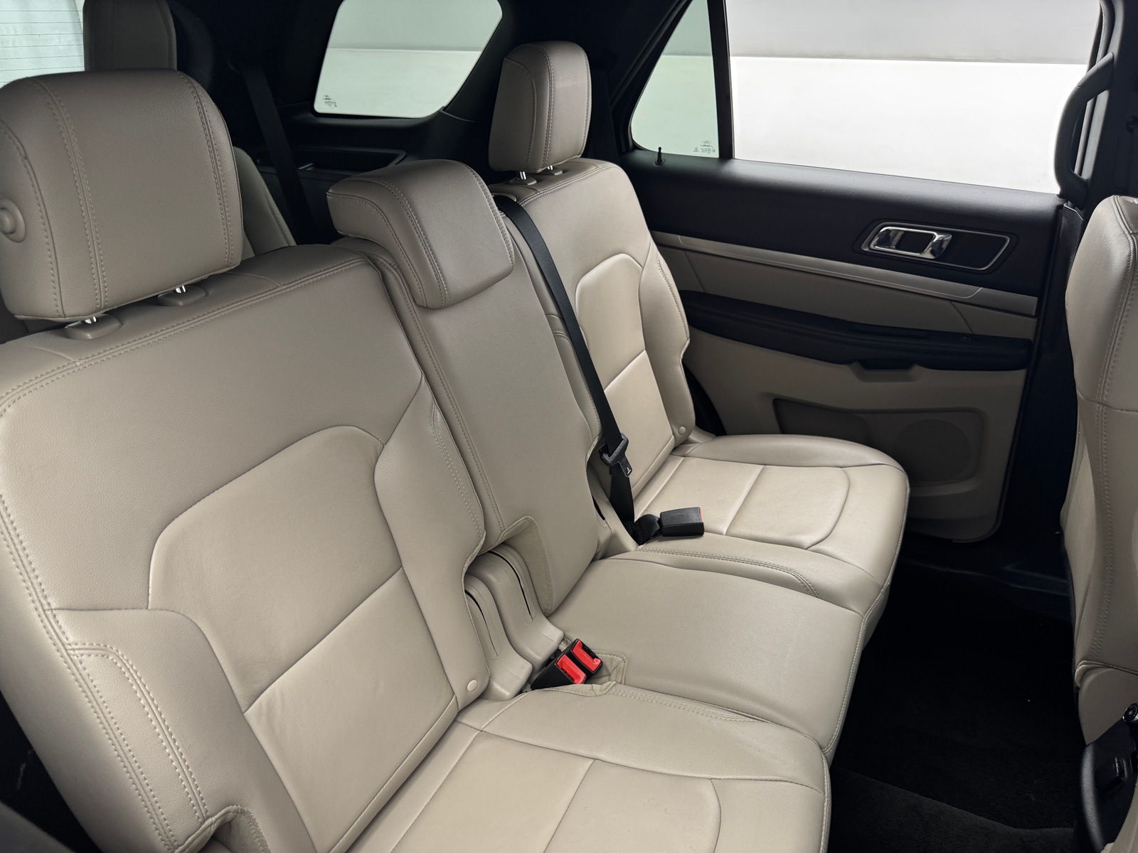 Thumbnail: 2018 Ford Explorer - 6