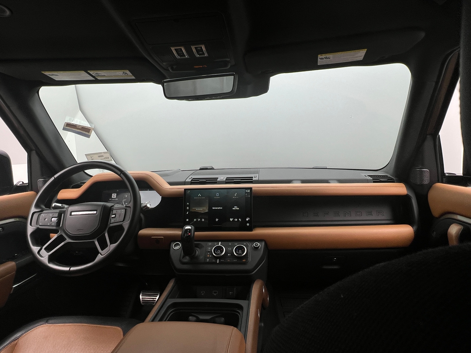 Thumbnail: 2022 Land Rover Defender - 2