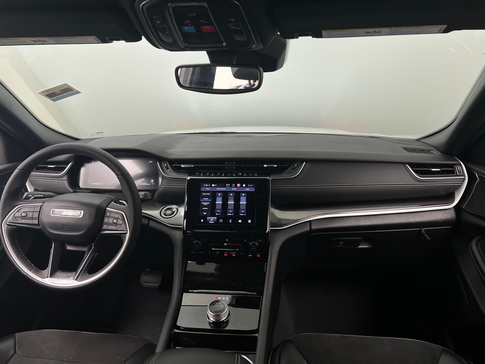 Thumbnail: 2023 Jeep Grand Cherokee - 2