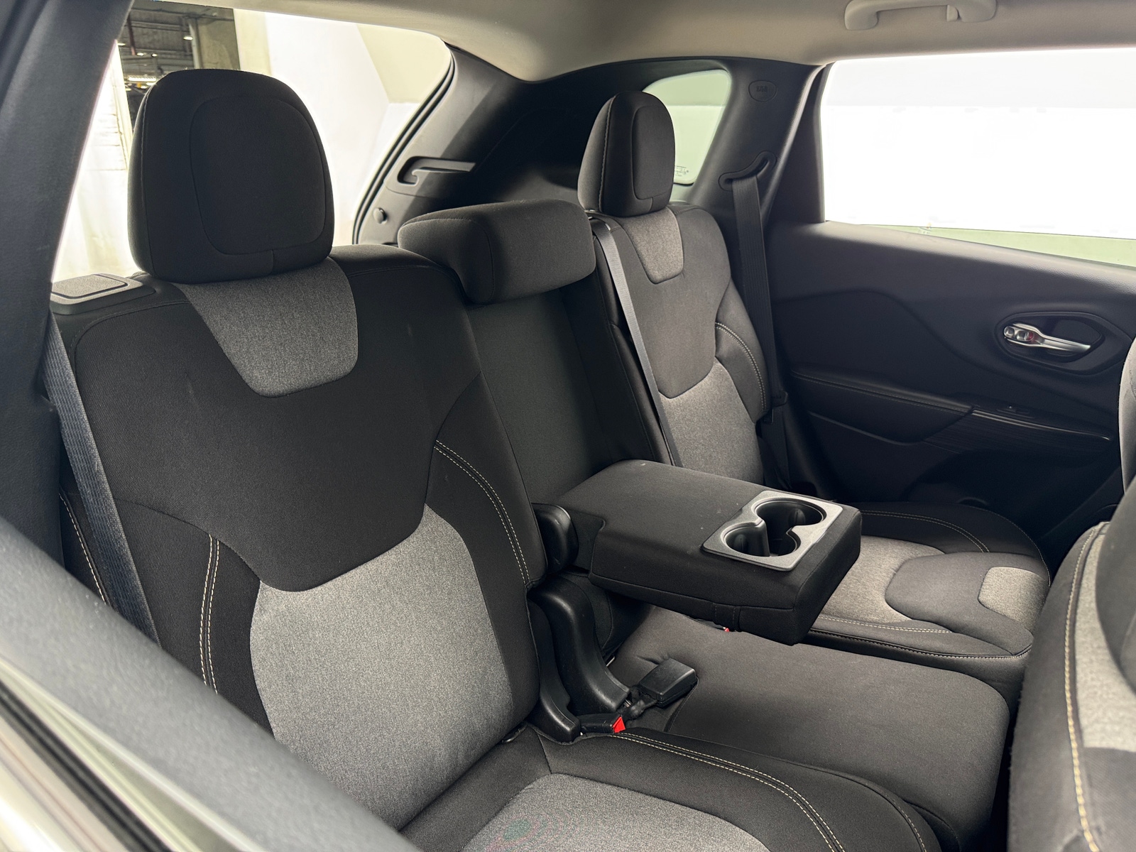 Thumbnail: 2014 Jeep Cherokee - 6