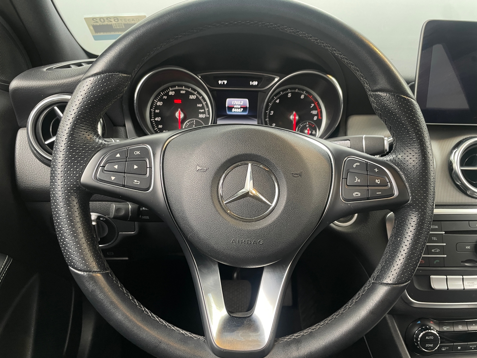 Thumbnail: 2020 Mercedes-Benz GLA - 4