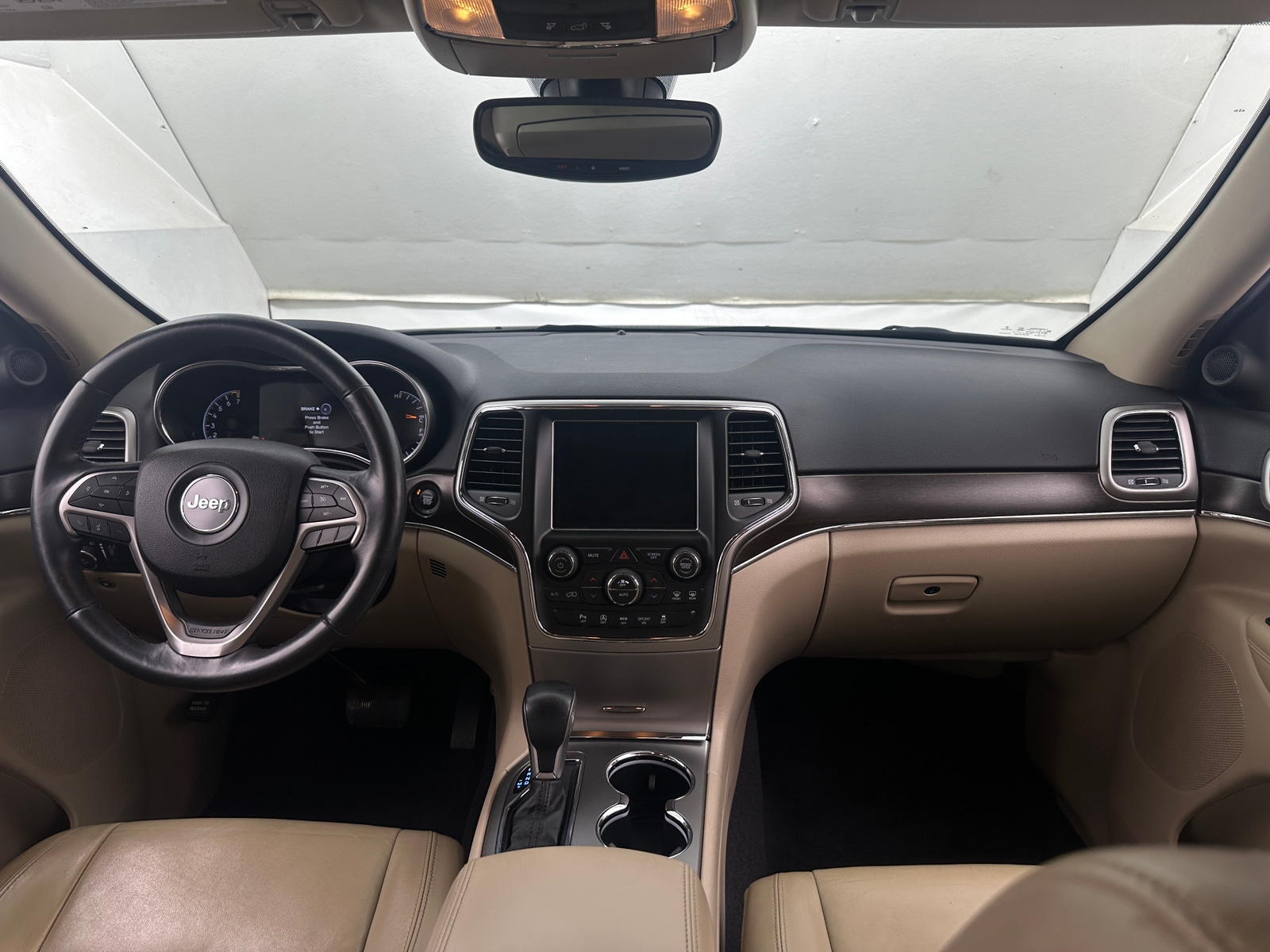 Thumbnail: 2018 Jeep Grand Cherokee - 3