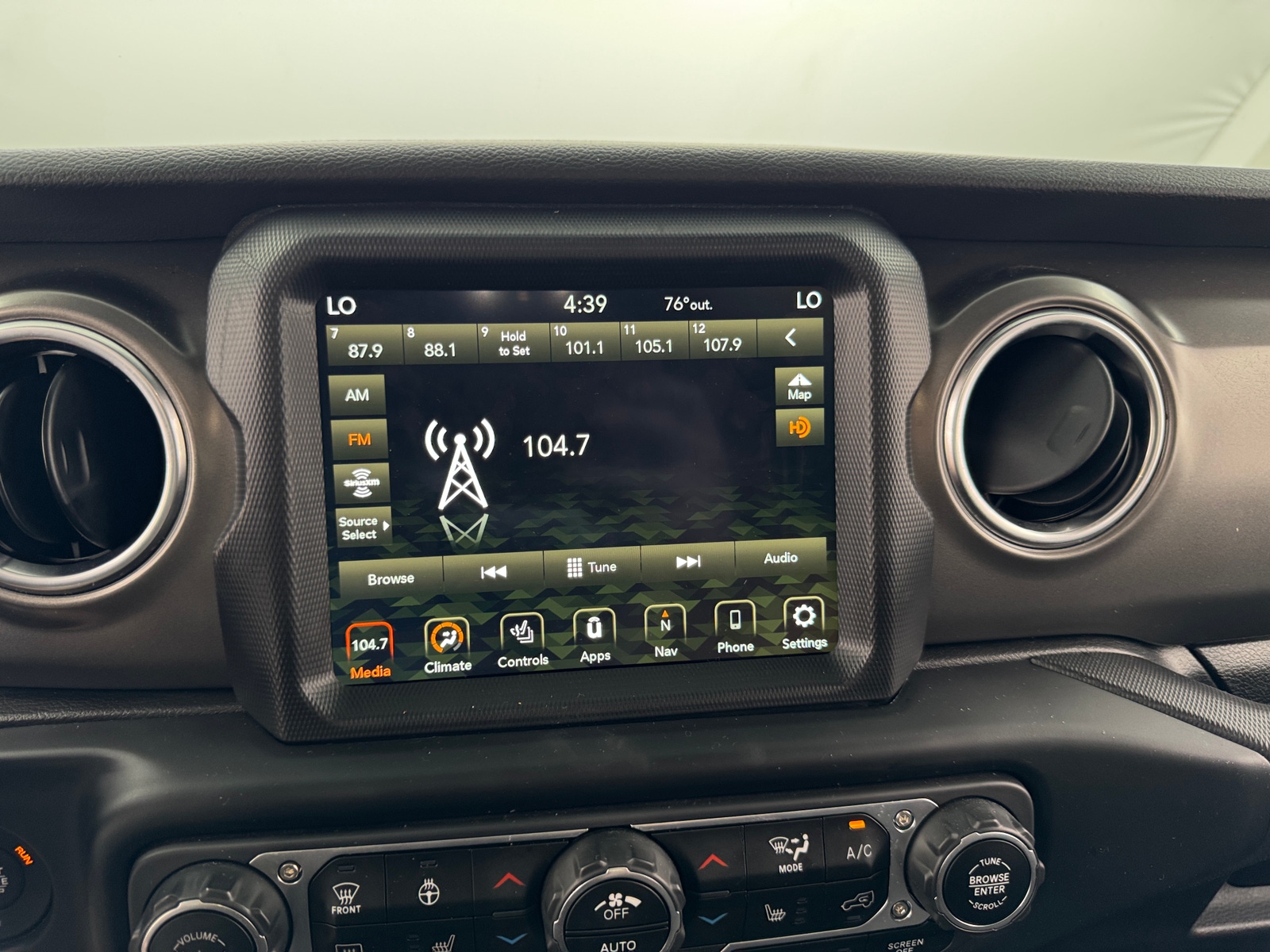 Thumbnail: 2023 Jeep Wrangler - 4