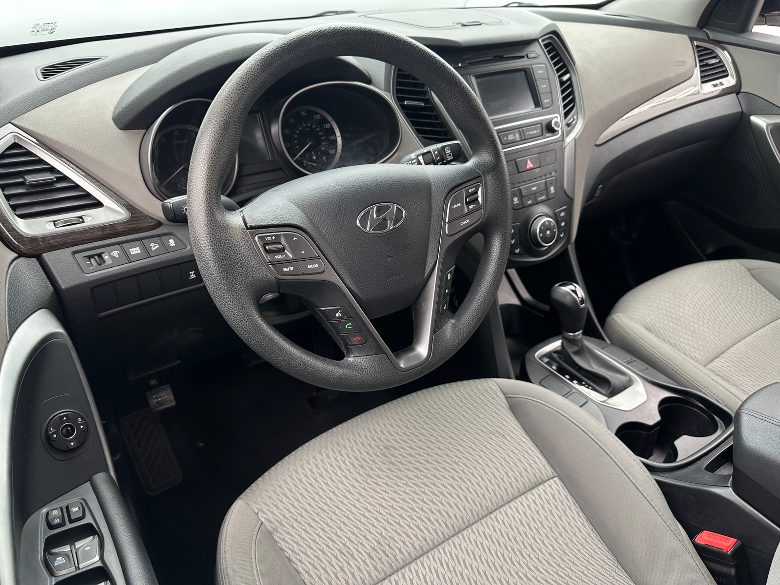 Thumbnail: 2018 Hyundai Santa Fe - 3